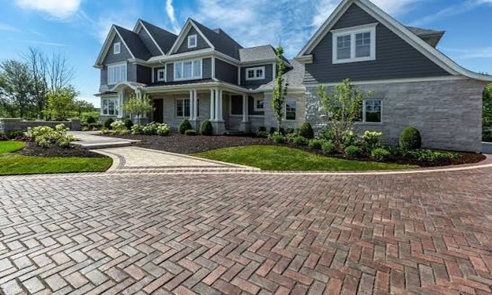 Driveway Built for Valley Heat and Winter Clay